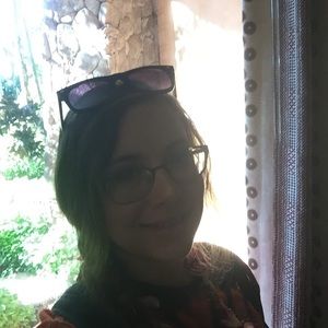 Meet your Posher, Francesca